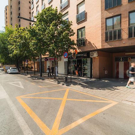 Constitucion Apartment - Free Parking Granada Ngoại thất bức ảnh